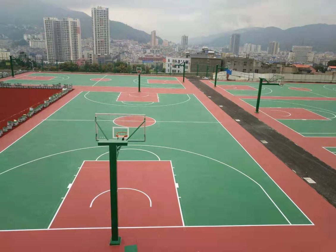 禄劝民族中学
